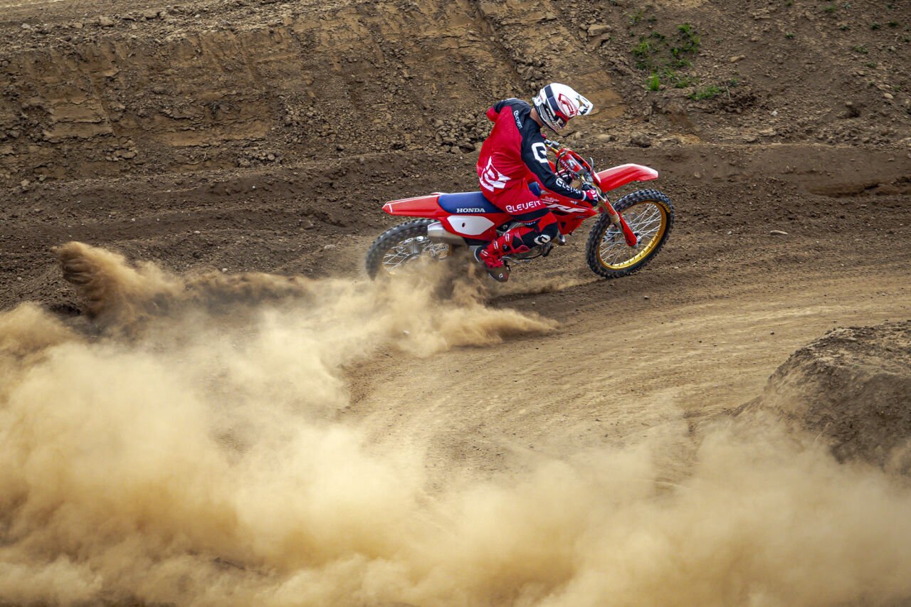 Enduro ve Motokros İçin Doğru Kask Seçimi Nasıl Yapılır?