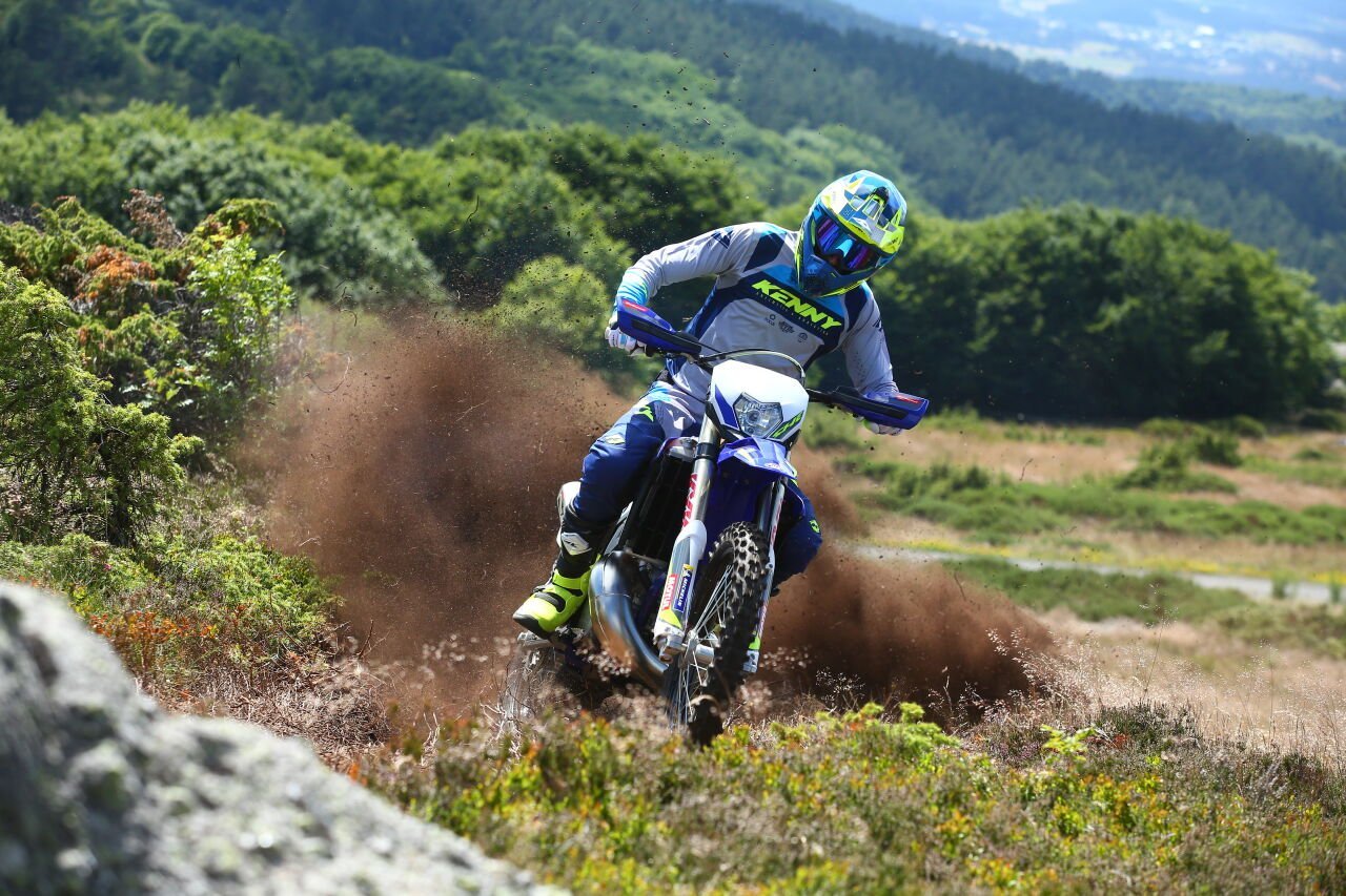 Enduro ve Motokros Koruma Ekipman Önerileri/ Nelere Dikkat Etmeli