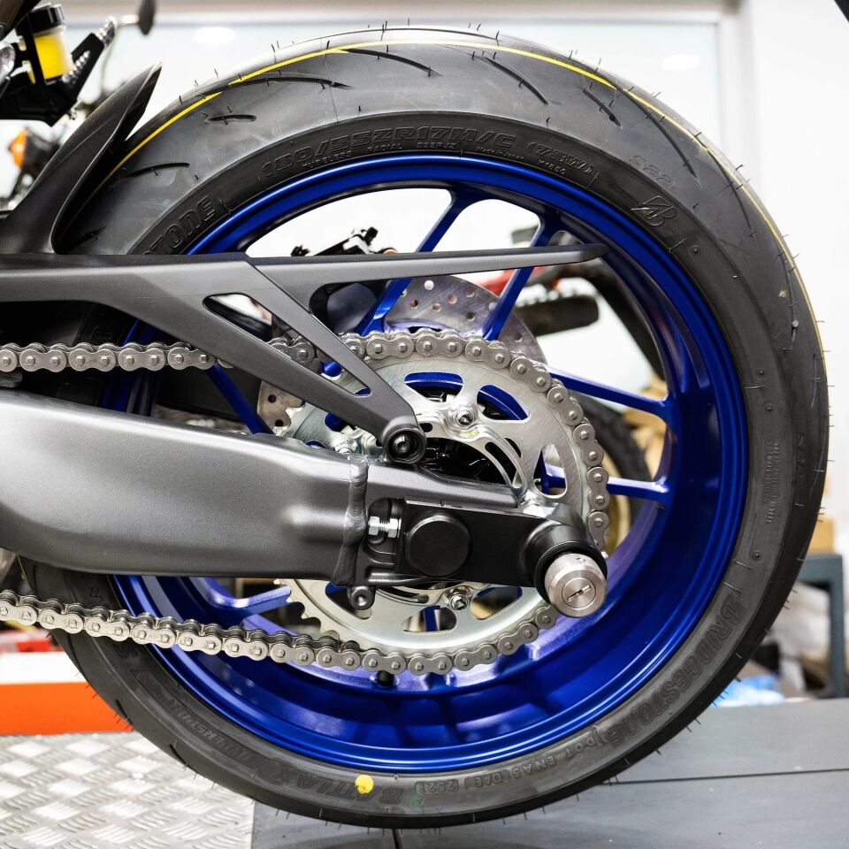 YAMAHA MT-09 - EBY10