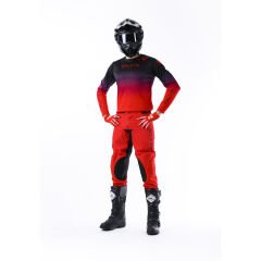 Pull in Master Solid Red Jersey