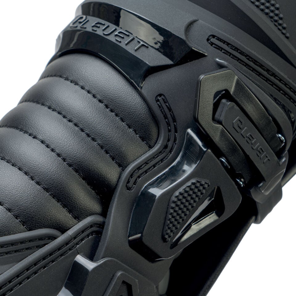 Eleveit X Privilege Enduro Black